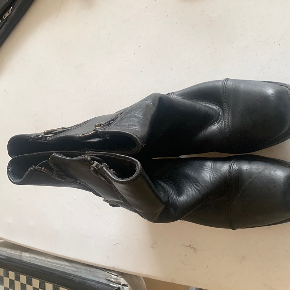 Harley Davidson riding boots new 199 size 12 nice condition few marks not bad